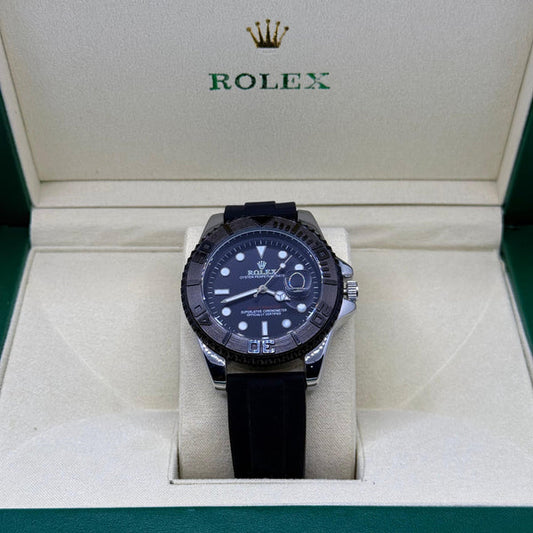 Rolex Yacht-Master 40mm Silver Stainless Steel Quartz Watch with Rubber Strap - Luxury Nautical Timepiece